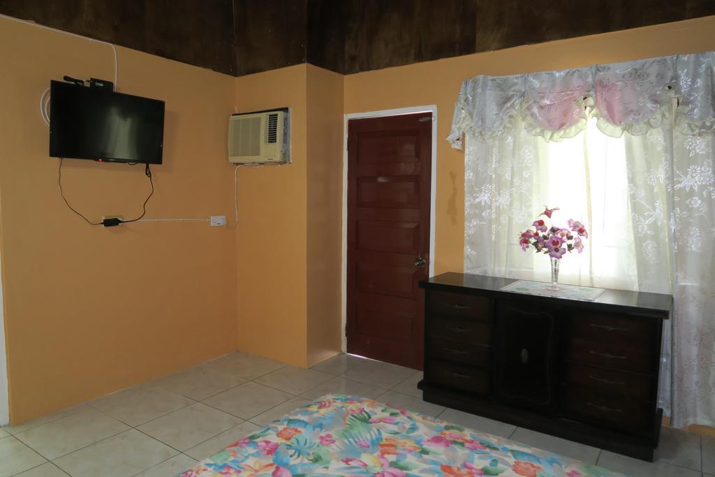 Enchanted Villas Inn Montego Bay Exterior foto